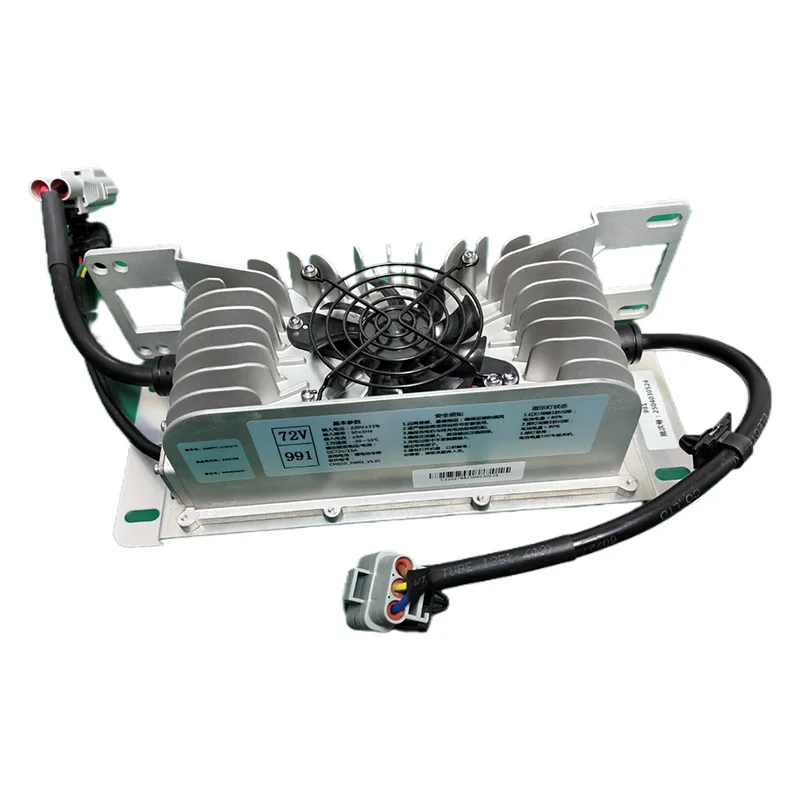 900W Yüksek Verimli Yerleşik Şarj Cihazı